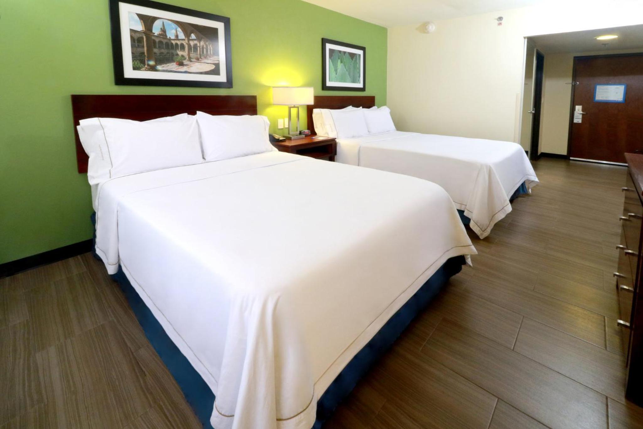 holiday inn express guadalajara aeropuerto by ihg