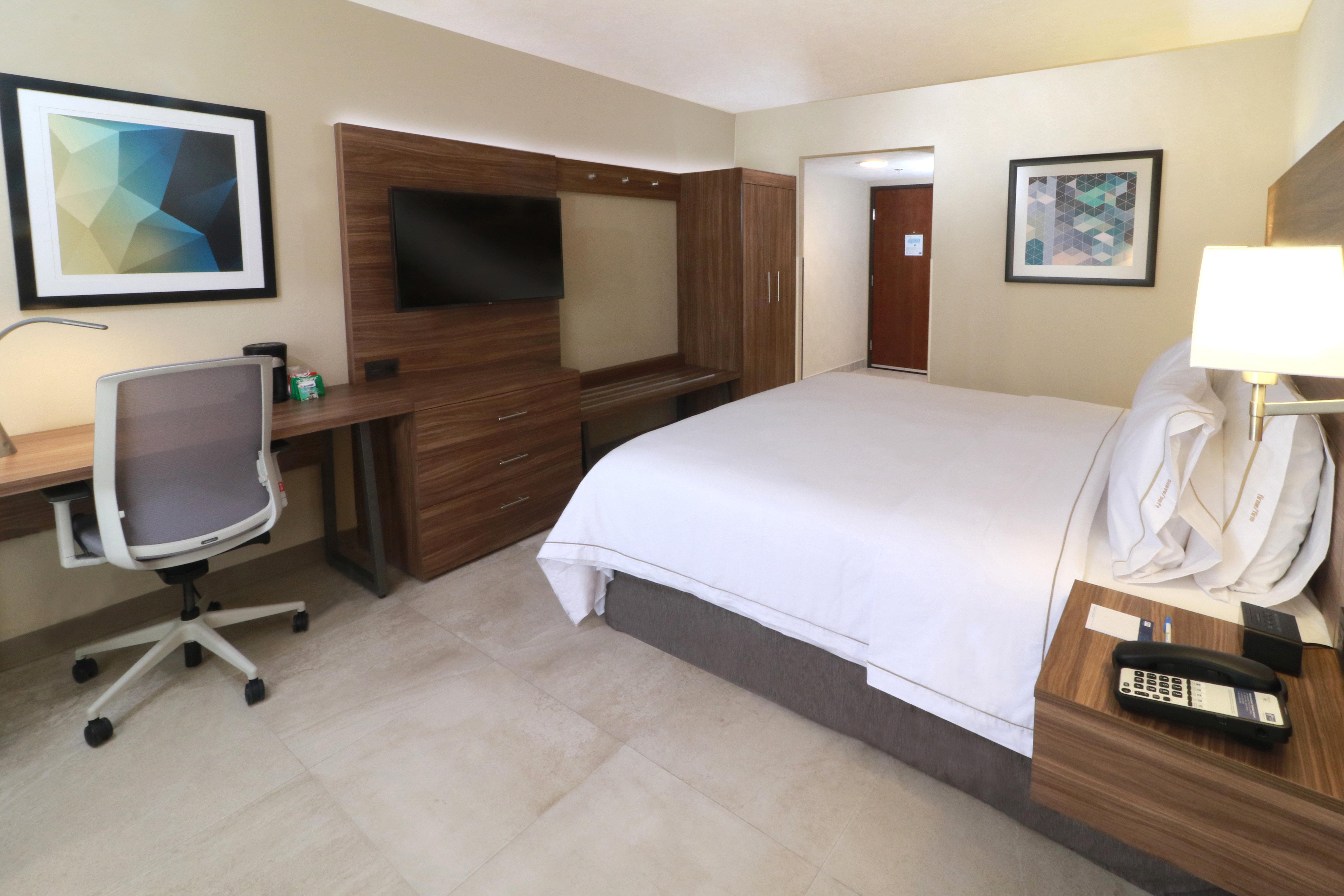 holiday inn express guadalajara aeropuerto by ihg