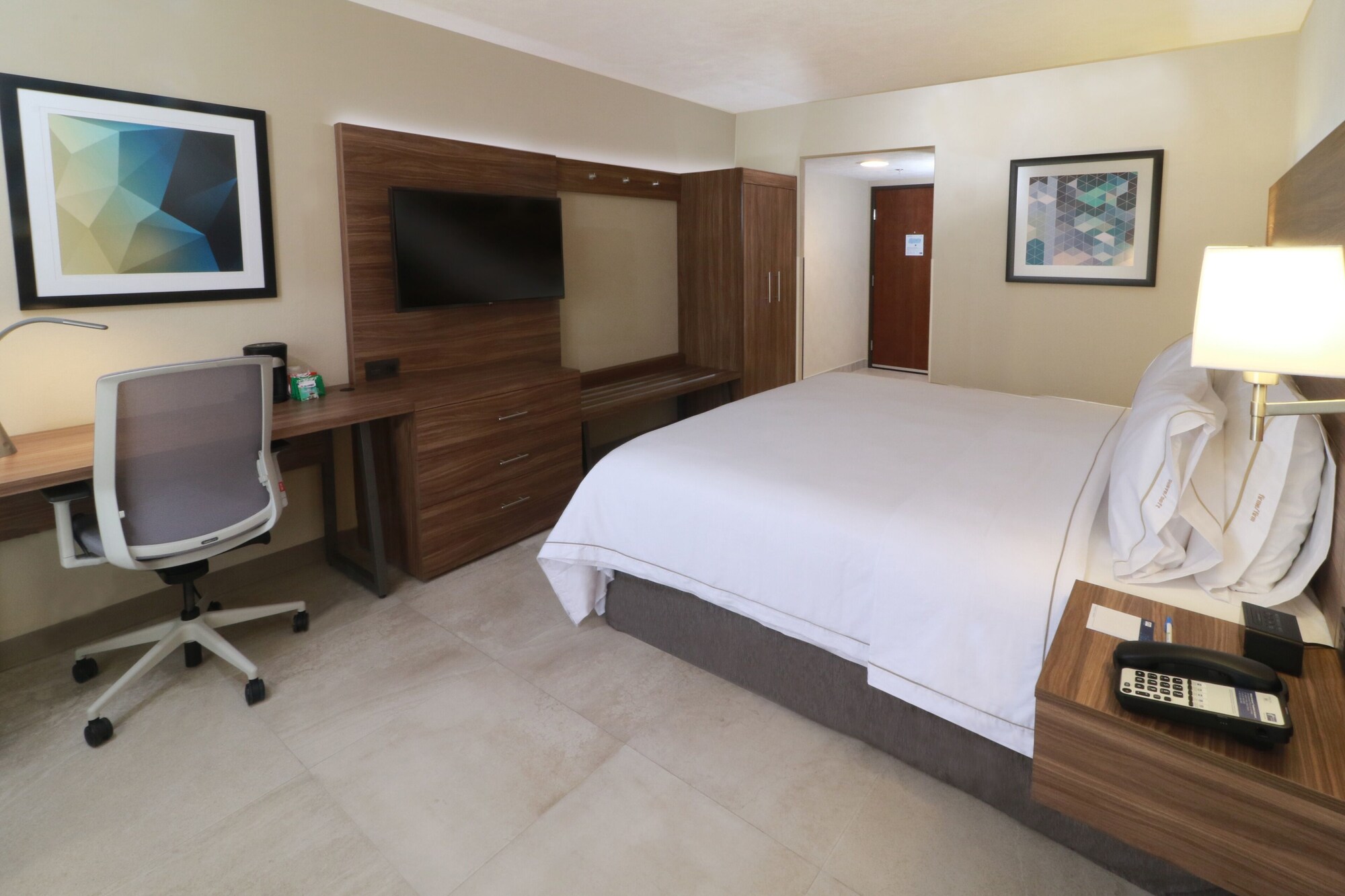 holiday inn express guadalajara aeropuerto by ihg
