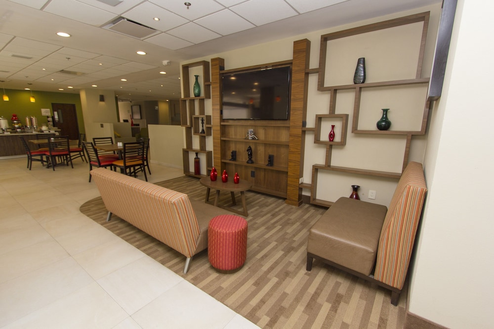 holiday inn express guadalajara aeropuerto by ihg