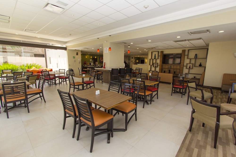 holiday inn express guadalajara aeropuerto by ihg