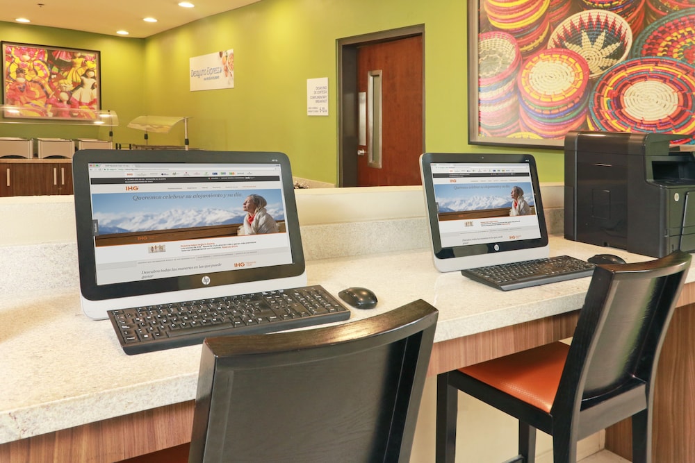 holiday inn express guadalajara aeropuerto by ihg