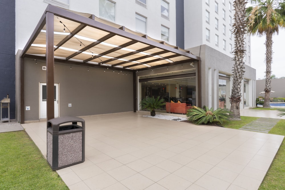 holiday inn express guadalajara aeropuerto by ihg