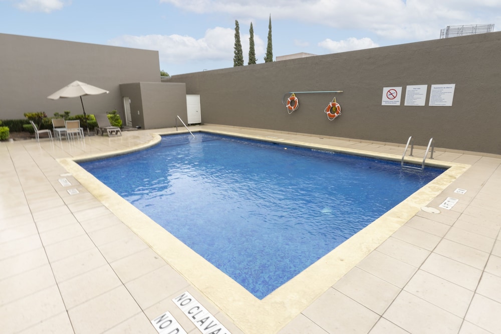 holiday inn express guadalajara aeropuerto by ihg