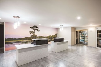 La Quinta By Wyndham Walker - Denham Springs,Livingston>>Baton Rouge,3 star