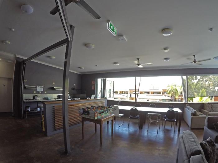 global backpackers port douglas