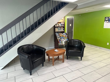 La Quinta Inn By Wyndham Omaha Southwest,Omaha>>Douglas,3 star