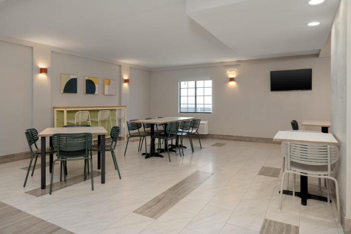 spark by hilton rock springs