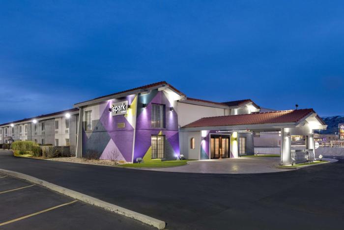 spark by hilton rock springs