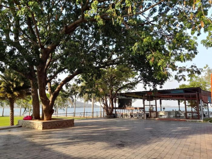 aquarius resort by oyo