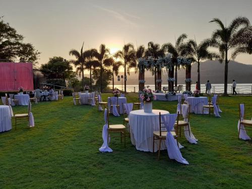 aquarius resort by oyo