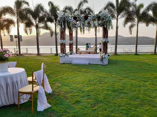 aquarius resort by oyo