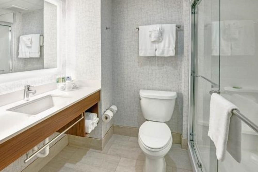 holiday inn express sedona by ihg