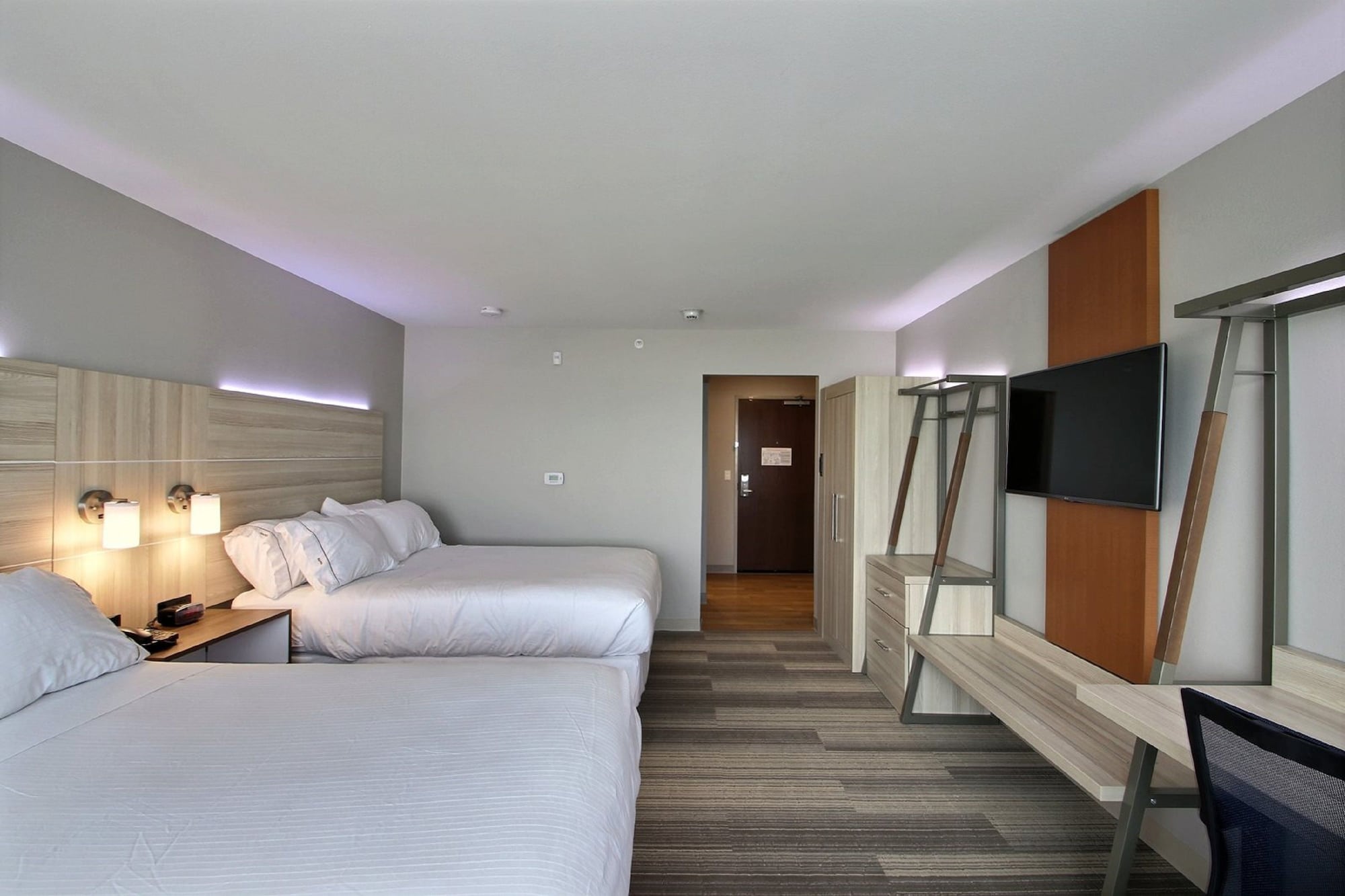 holiday inn express sedona by ihg