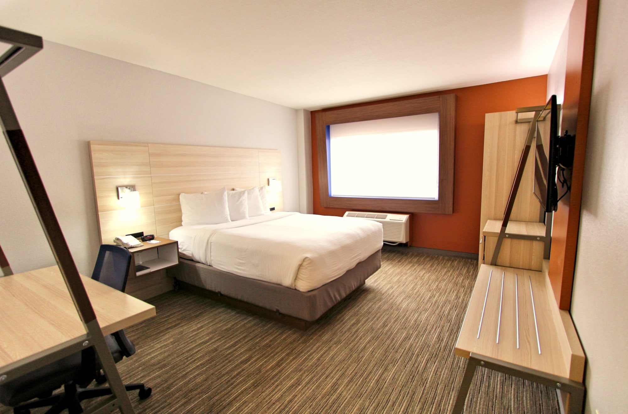 holiday inn express sedona by ihg