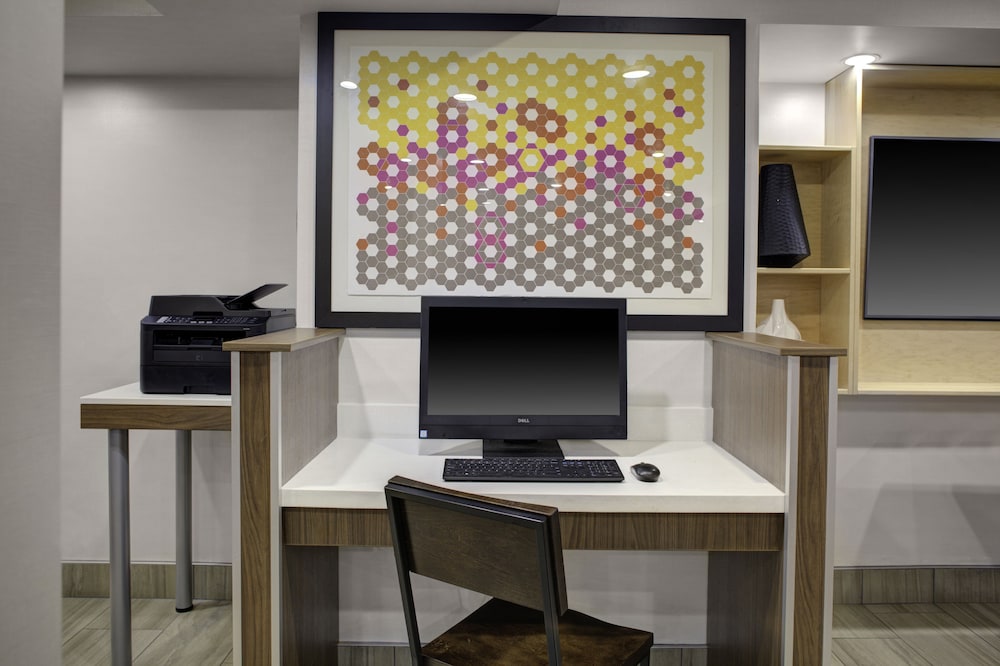holiday inn express sedona by ihg