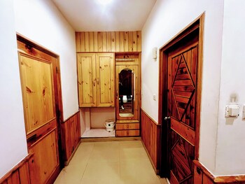 6th element cottages