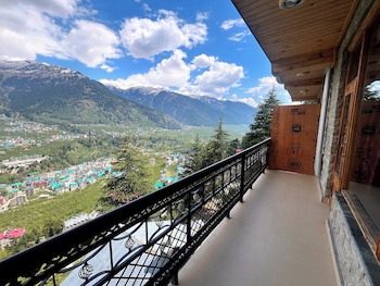 6th element cottages