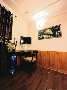 6th element cottages