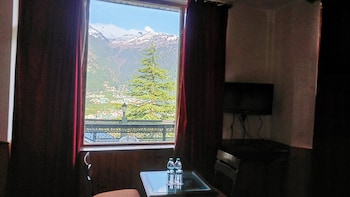 6th element cottages