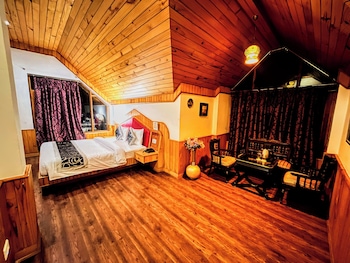 6th element cottages