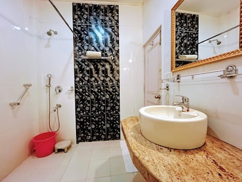 6th element cottages