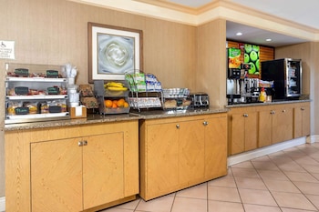 la quinta inn tampa airport stadium westshore