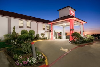 red roof inn terrell