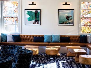 blues point hotel