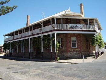 sonbern lodge motel