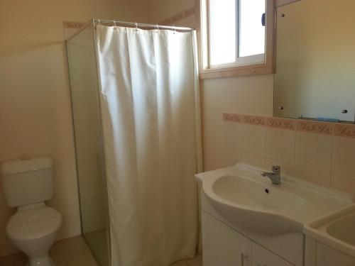 Sonbern Lodge Motel,Port Pirie>>Port Hughes,2 star