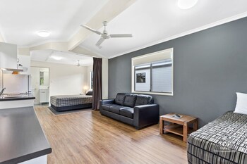 tin can bay tourist park