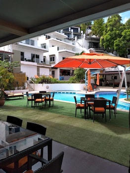 Lalaguna Villas Luxury Dive Resort & Spa,Maricaban Island>>Batangas,5 star