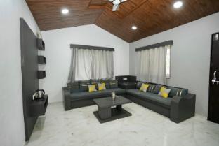 Blue Mormon Jungle Holiday Resort,,3 star