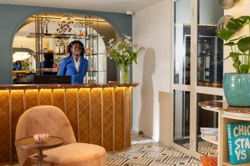 hotel le chaplain paris rive gauche