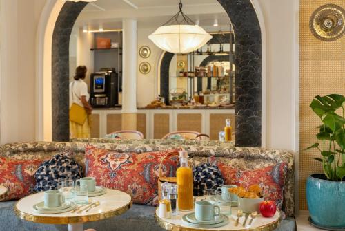 hotel le chaplain paris rive gauche