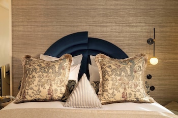 hotel le chaplain paris rive gauche