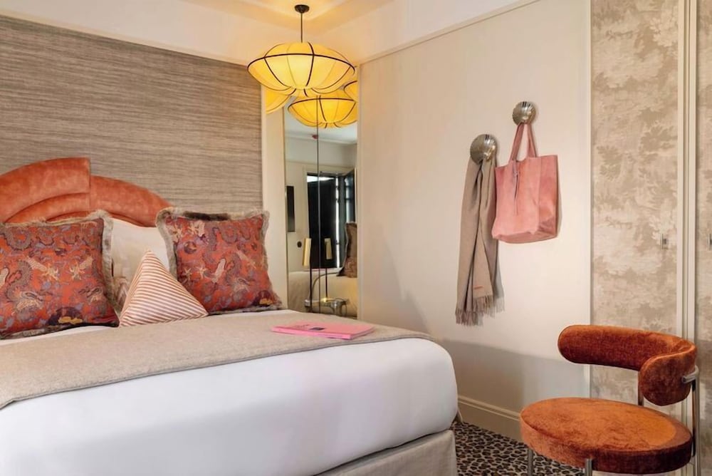 hotel le chaplain paris rive gauche