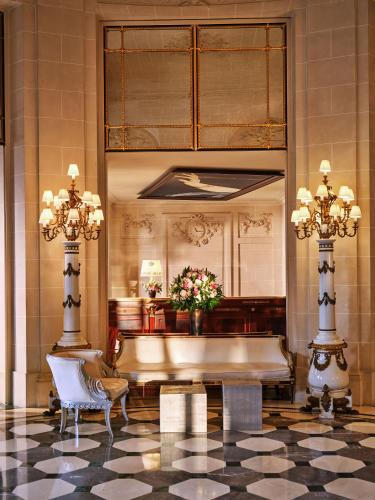 le meurice dorchester collection