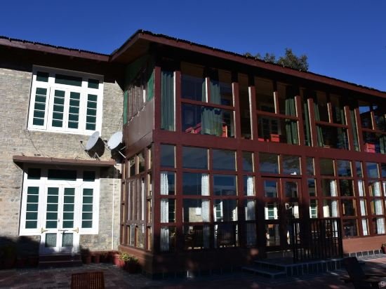 deodar manor