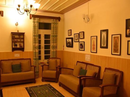 Deodar Manor,,3 star