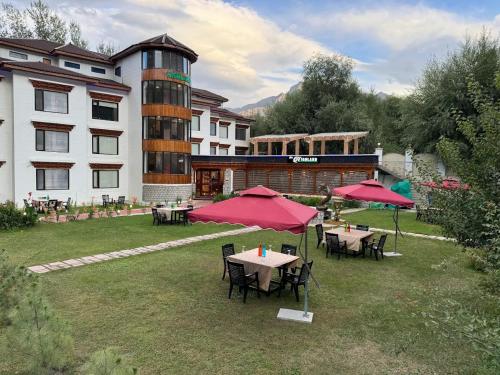 the highland mountain resort and spa