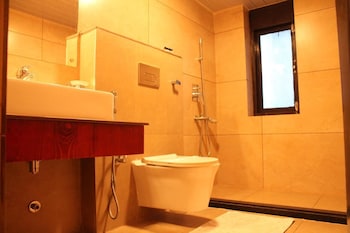 the highland mountain resort and spa