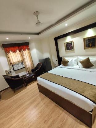 hotel vasu international