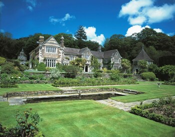 Lewtrenchard Manor,Exeter>>Devon,3 star