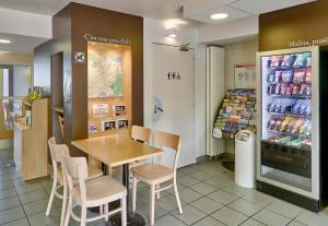 bandb hotel clermont ferrand le brezet aeroport