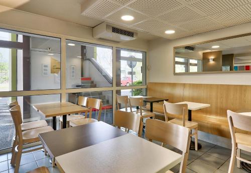 bandb hotel clermont ferrand le brezet aeroport