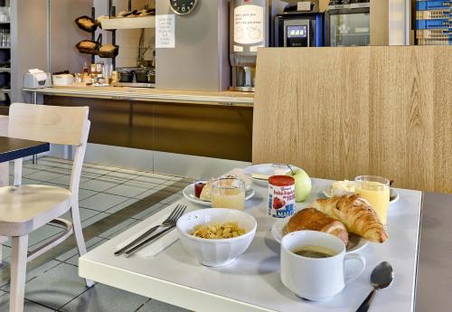 bandb hotel clermont ferrand le brezet aeroport