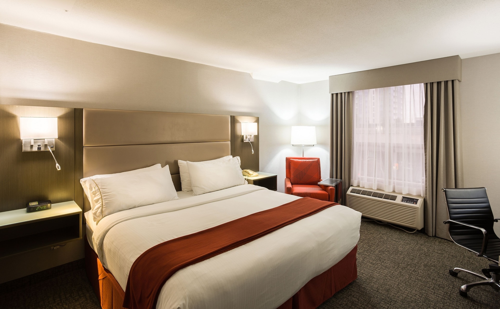 holiday inn express vancouver metrotown burnaby by ihg