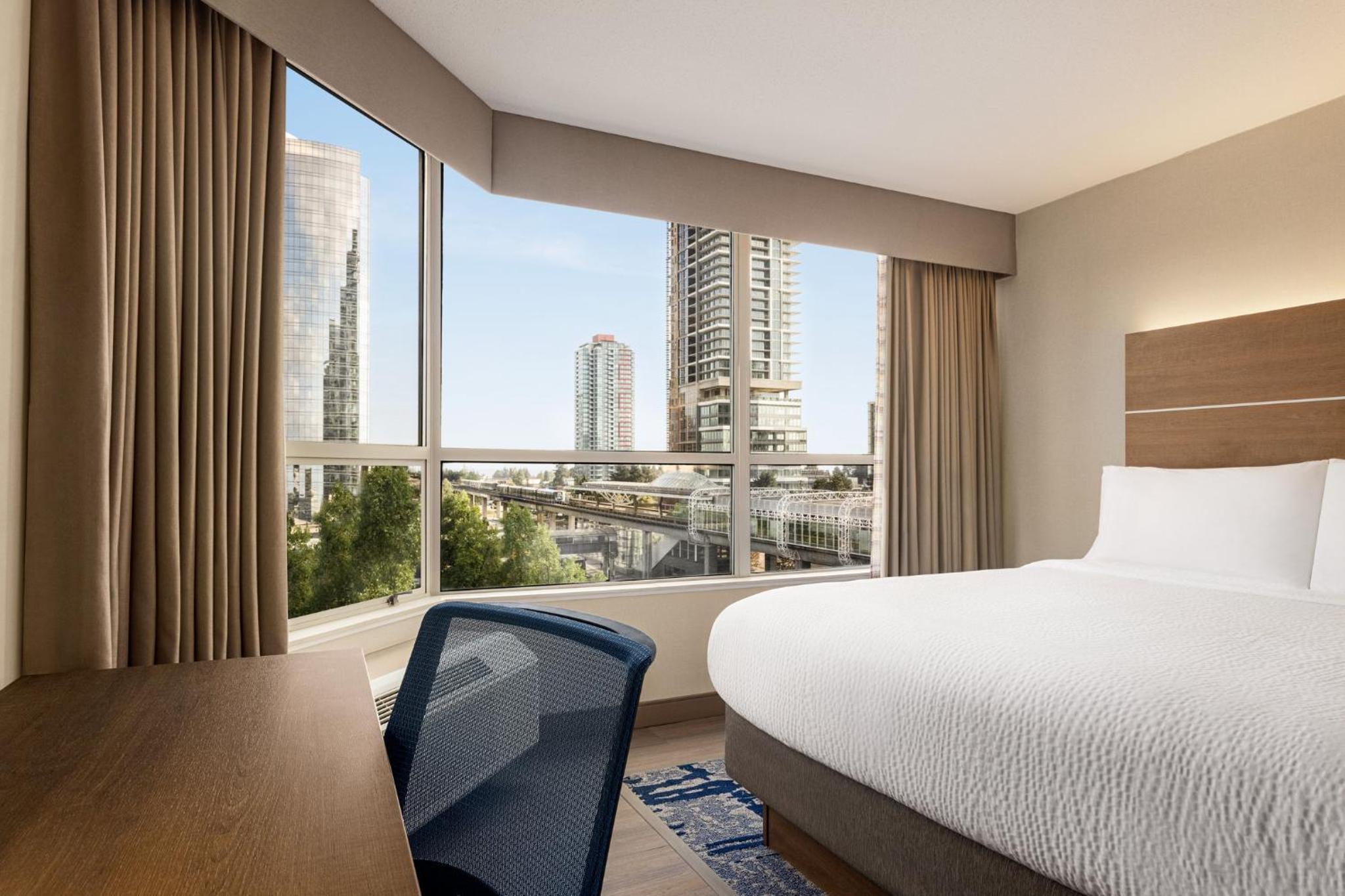 holiday inn express vancouver metrotown burnaby by ihg